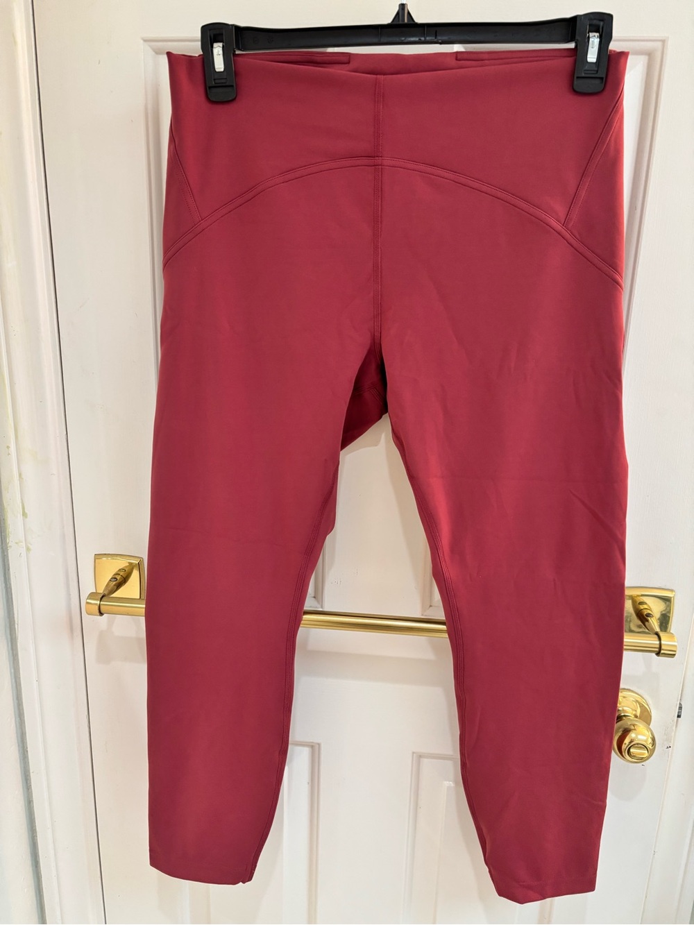 Lululemon NWOT  Leggings - Berry
